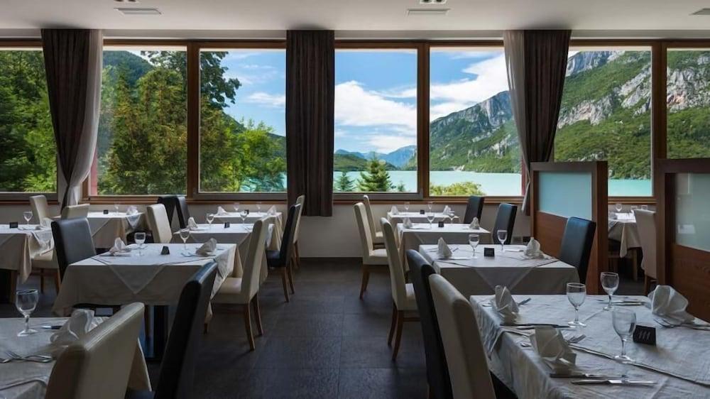Grand Hotel Molveno Exterior photo
