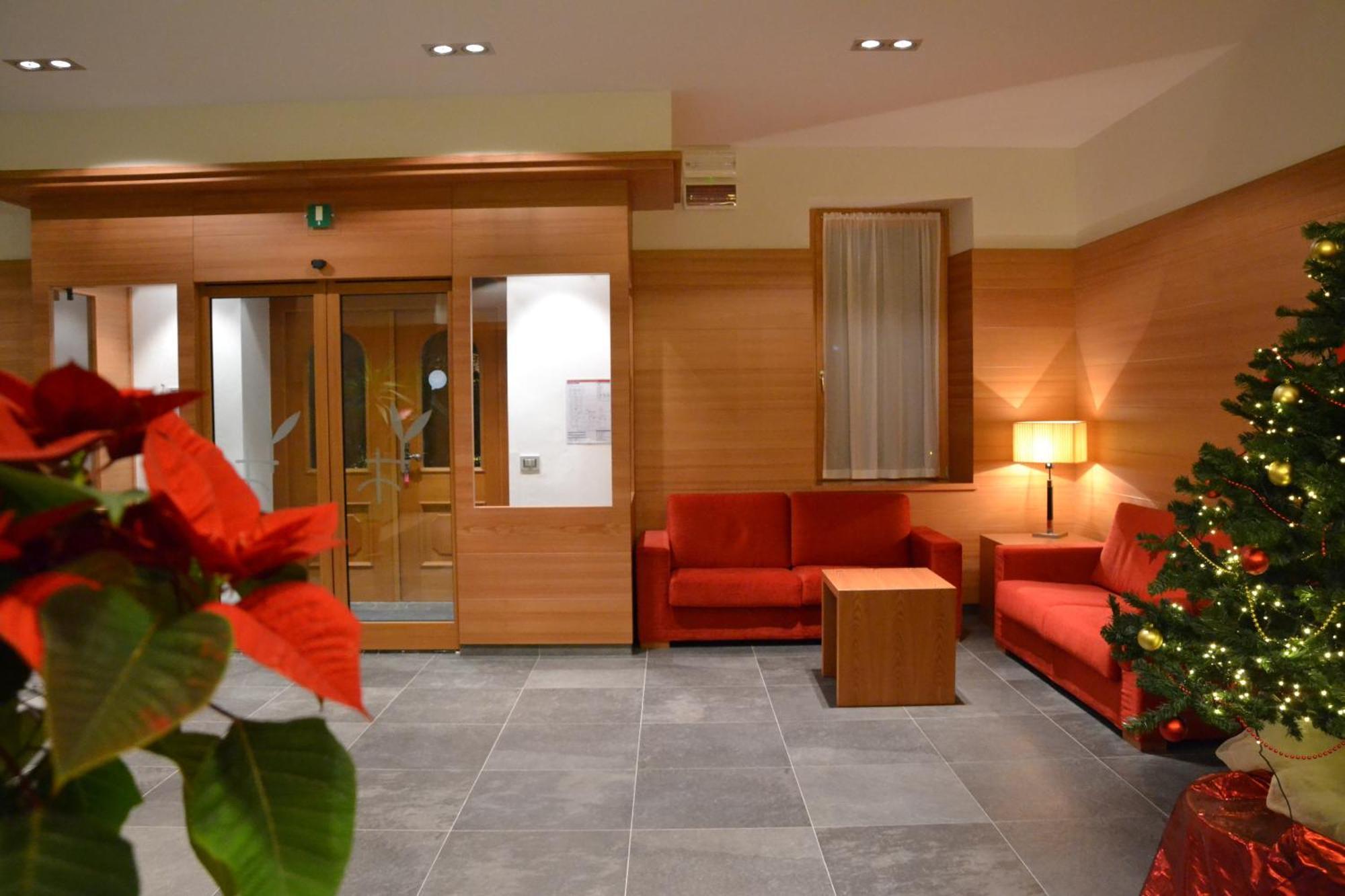 Grand Hotel Molveno Exterior photo
