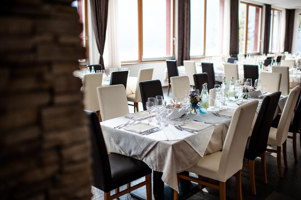 Grand Hotel Molveno Exterior photo